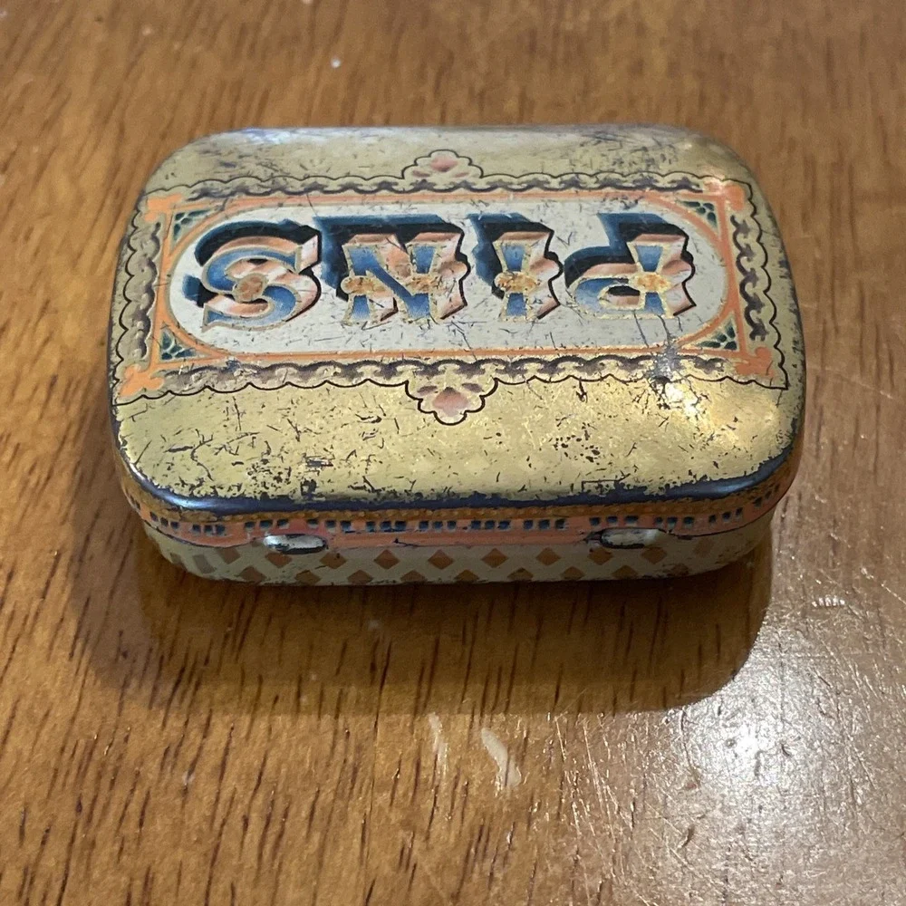 VTG Dodo Designs London & Tunbridge Wells Metal Hinged Pin Tin Trinket Box 1970s